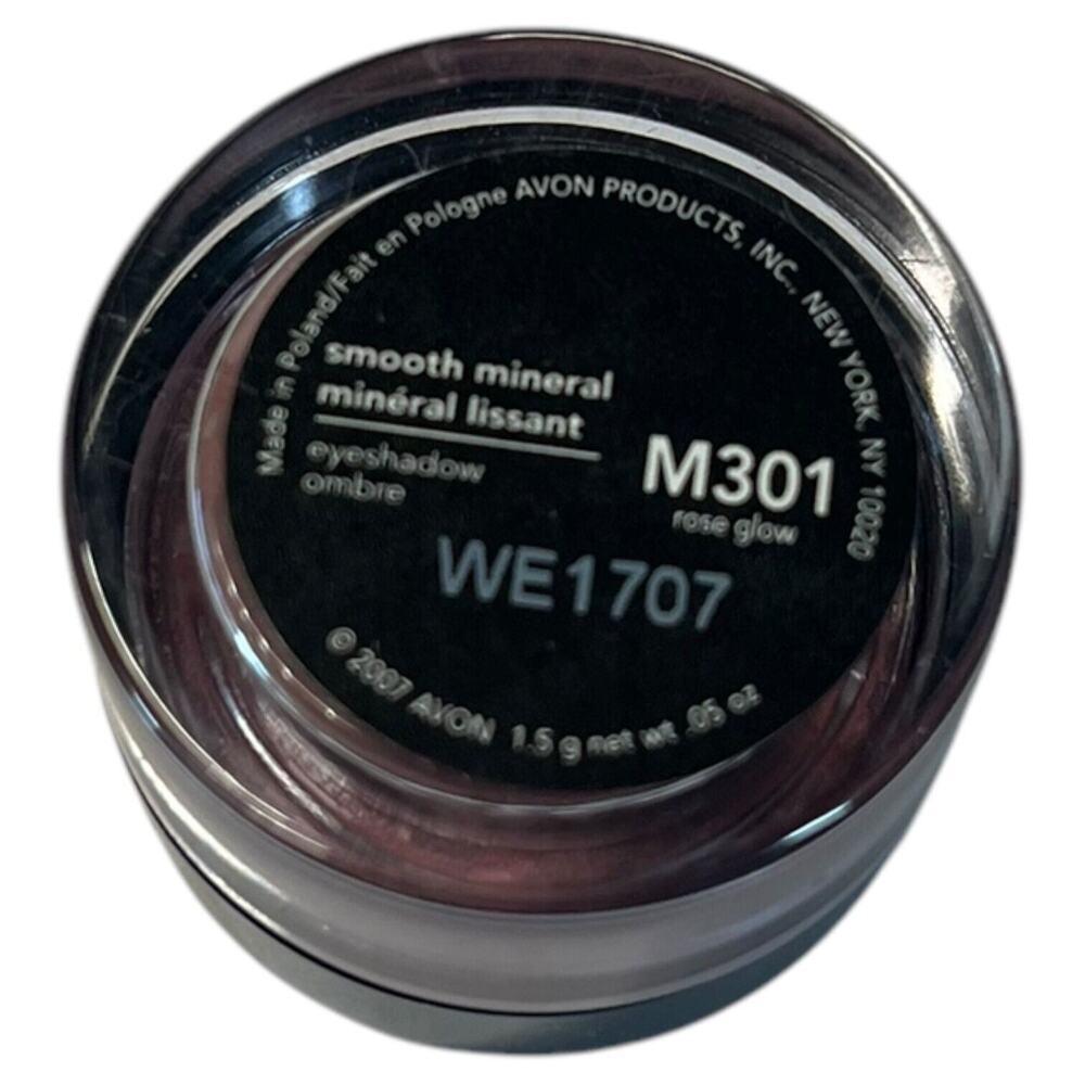 New Avon Smooth Minerals Eyeshadow Rose Glow M301 NOS Full Size Discontinued - Picture 2 of 9